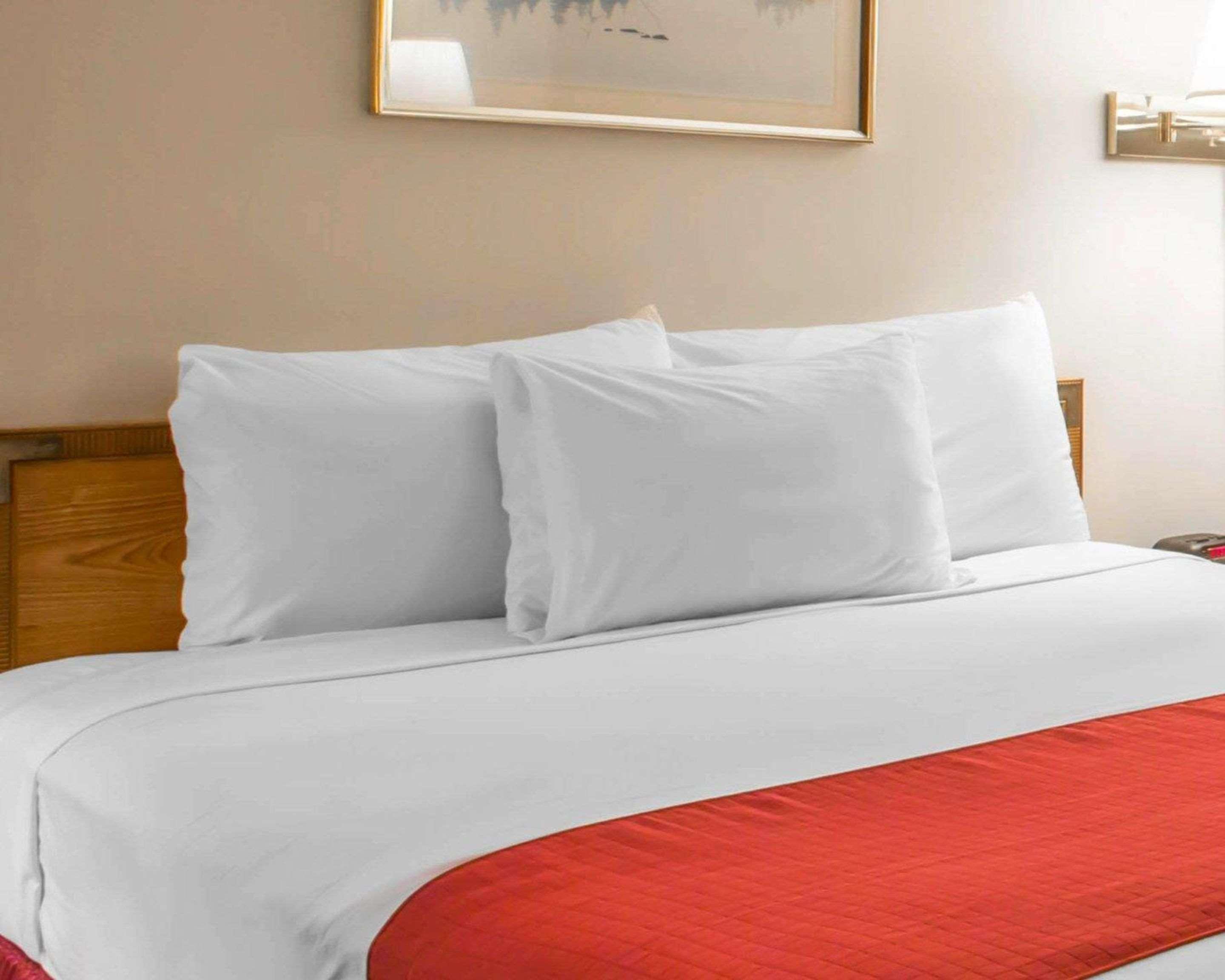 Rodeway Inn Лейк Плесид Екстериор снимка