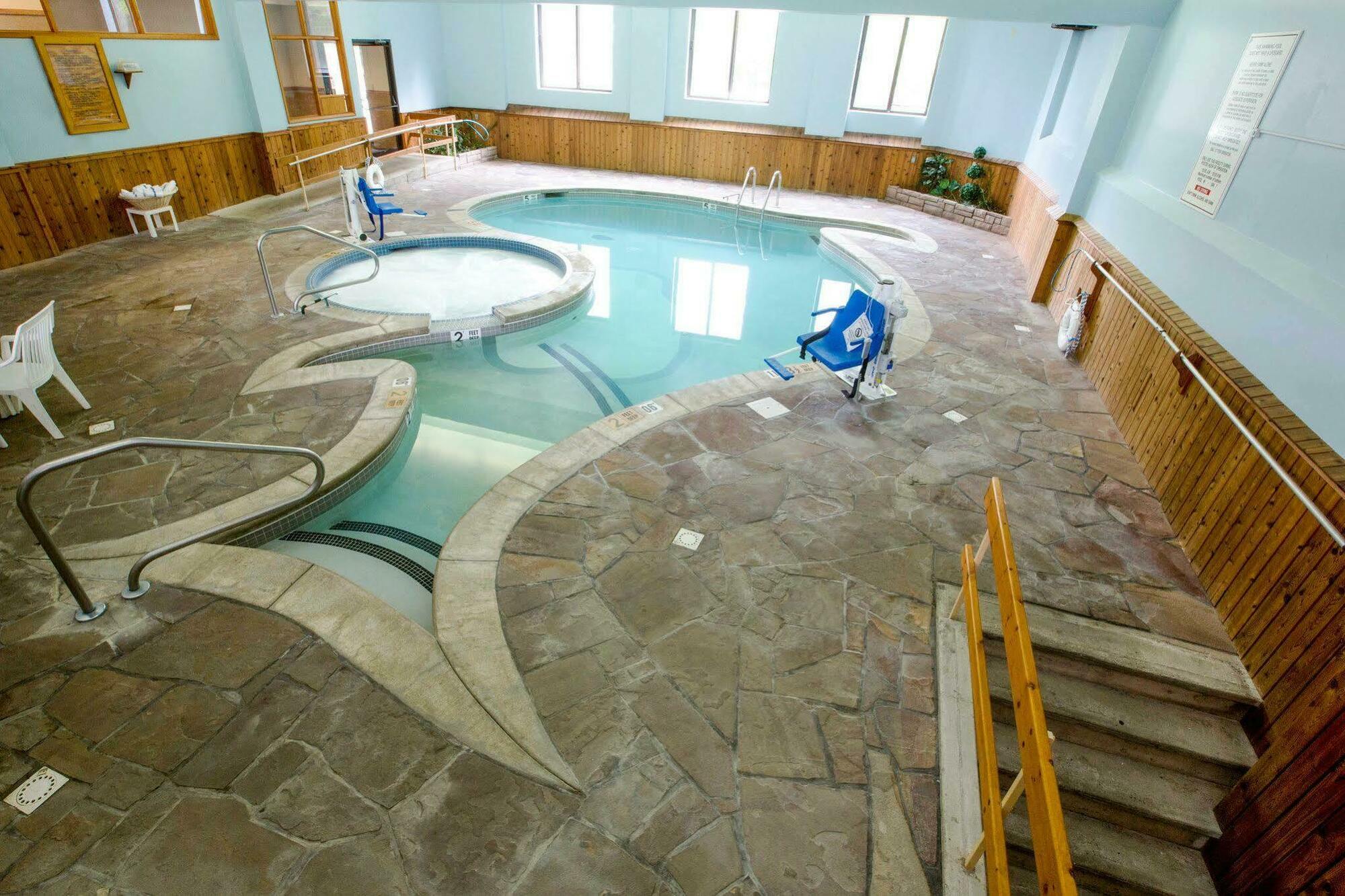 Rodeway Inn Лейк Плесид Екстериор снимка
